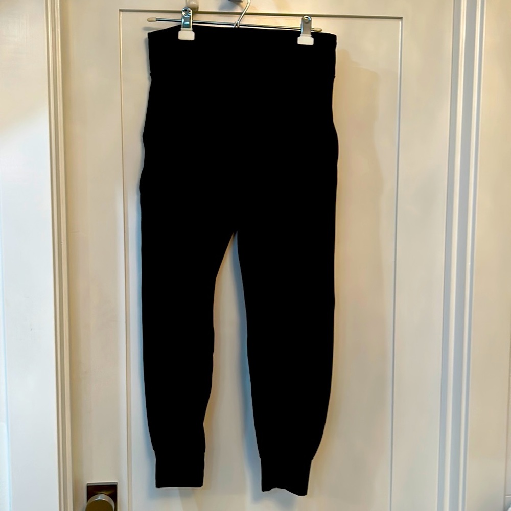 Lululemon align joggers black